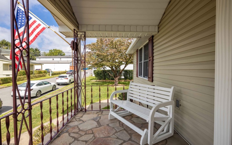 1329 Sabraton Avenue, Morgantown, West Virginia 26505, 4 Bedroom Bedrooms, 9 Room Rooms,2 BathroomBathrooms,Single Family Detached,For Sale,Sabraton,0,10166737
