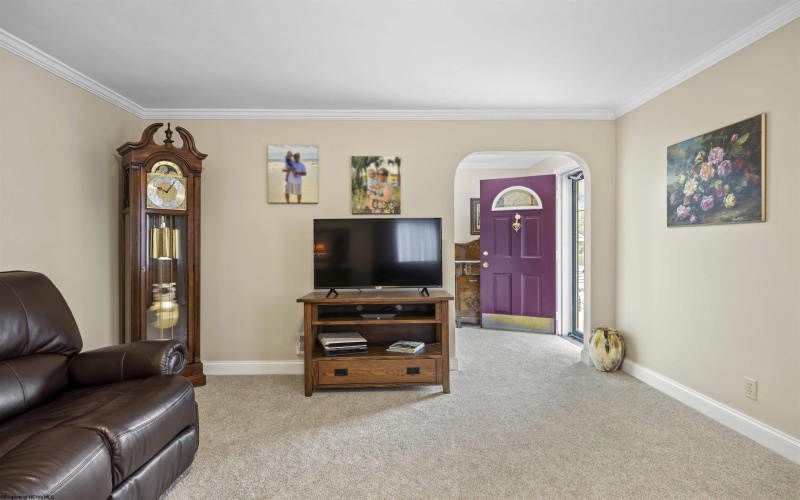 1329 Sabraton Avenue, Morgantown, West Virginia 26505, 4 Bedroom Bedrooms, 9 Room Rooms,2 BathroomBathrooms,Single Family Detached,For Sale,Sabraton,0,10166737