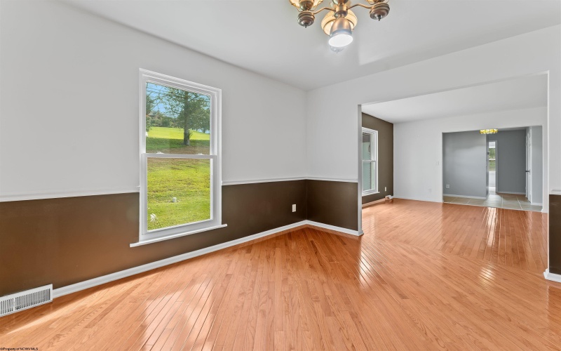 5 Brittany Oaks Drive, Fairmont, West Virginia 26554, 3 Bedroom Bedrooms, 11 Room Rooms,3 BathroomBathrooms,Single Family Detached,For Sale,Brittany Oaks,0,10166740