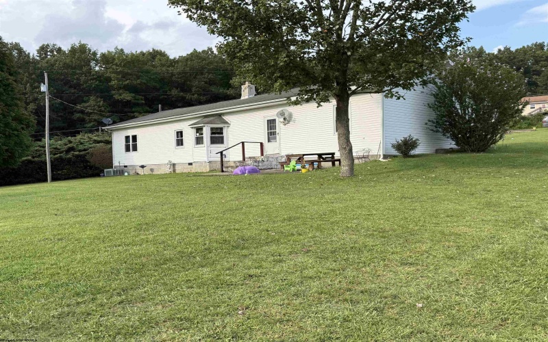 38 Shimier Place, Mill Creek, West Virginia 26280, 3 Bedroom Bedrooms, 9 Room Rooms,2 BathroomBathrooms,Single Family Detached,For Sale,Shimier,0,10166743