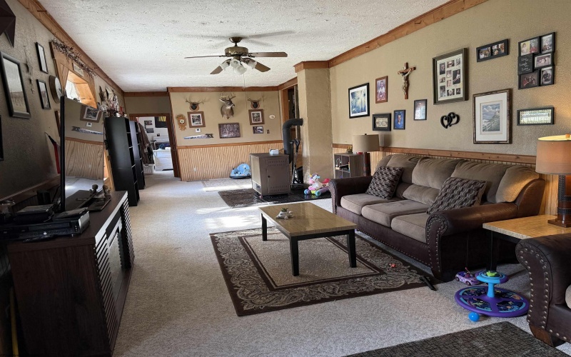 38 Shimier Place, Mill Creek, West Virginia 26280, 3 Bedroom Bedrooms, 9 Room Rooms,2 BathroomBathrooms,Single Family Detached,For Sale,Shimier,0,10166743