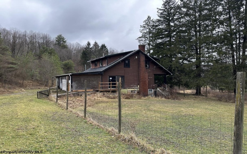 146 Roy Road, Thornton, West Virginia 26440, 5 Bedroom Bedrooms, 12 Room Rooms,2 BathroomBathrooms,Single Family Detached,For Sale,Roy,0,10165107