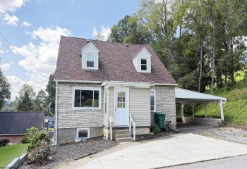 421 Johnson Avenue, Clarksburg, West Virginia 26301-2448, 4 Bedroom Bedrooms, 7 Room Rooms,2 BathroomBathrooms,Single Family Detached,For Sale,Johnson,0,10166745
