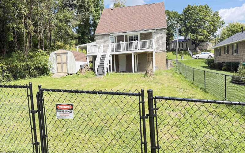 421 Johnson Avenue, Clarksburg, West Virginia 26301-2448, 4 Bedroom Bedrooms, 7 Room Rooms,2 BathroomBathrooms,Single Family Detached,For Sale,Johnson,0,10166745