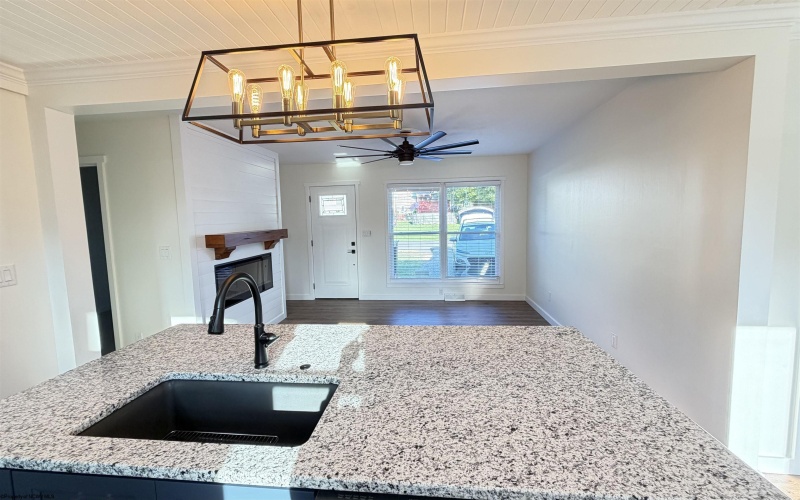 5263 woodland Drive, Clarksburg, West Virginia 26301-9336, 4 Bedroom Bedrooms, 7 Room Rooms,2 BathroomBathrooms,Single Family Detached,For Sale,woodland,0,10166751