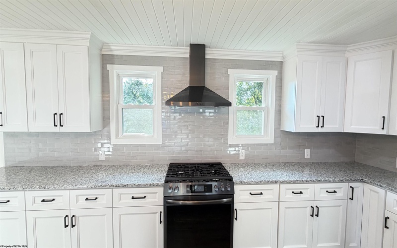5263 woodland Drive, Clarksburg, West Virginia 26301-9336, 4 Bedroom Bedrooms, 7 Room Rooms,2 BathroomBathrooms,Single Family Detached,For Sale,woodland,0,10166751