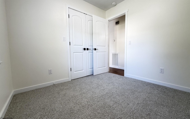 5263 woodland Drive, Clarksburg, West Virginia 26301-9336, 4 Bedroom Bedrooms, 7 Room Rooms,2 BathroomBathrooms,Single Family Detached,For Sale,woodland,0,10166751