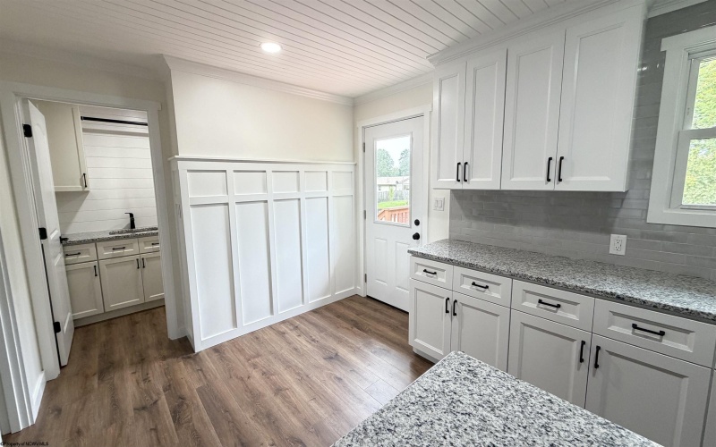 5263 woodland Drive, Clarksburg, West Virginia 26301-9336, 4 Bedroom Bedrooms, 7 Room Rooms,2 BathroomBathrooms,Single Family Detached,For Sale,woodland,0,10166751
