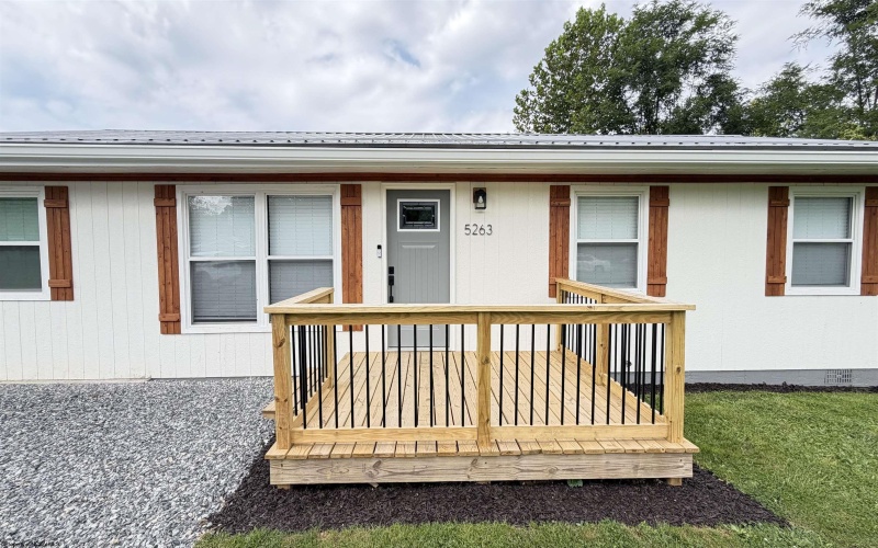 5263 woodland Drive, Clarksburg, West Virginia 26301-9336, 4 Bedroom Bedrooms, 7 Room Rooms,2 BathroomBathrooms,Single Family Detached,For Sale,woodland,0,10166751