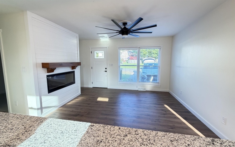 5263 woodland Drive, Clarksburg, West Virginia 26301-9336, 4 Bedroom Bedrooms, 7 Room Rooms,2 BathroomBathrooms,Single Family Detached,For Sale,woodland,0,10166751