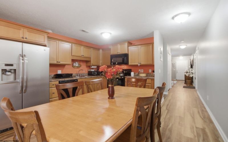 79 Barrington Court, Bridgeport, West Virginia 26330, 3 Bedroom Bedrooms, 5 Room Rooms,3 BathroomBathrooms,Single Family Attached,For Sale,Barrington,0,10166754