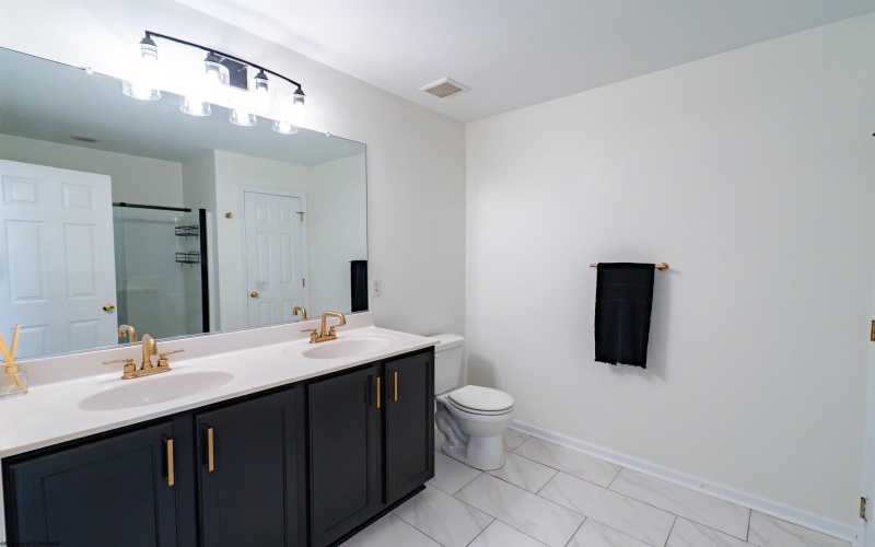 102 Park Place Drive, Morgantown, West Virginia 26508, 2 Bedroom Bedrooms, 5 Room Rooms,1 BathroomBathrooms,Single Family Attached,For Sale,Park Place,0,10166763