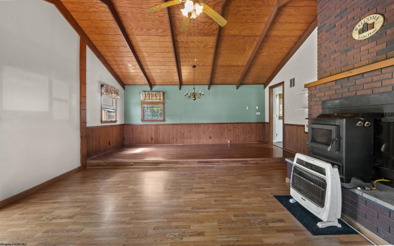 258 Jack Lane, Buckhannon, West Virginia 26201, 4 Bedroom Bedrooms, 7 Room Rooms,2 BathroomBathrooms,Single Family Detached,For Sale,Jack,0,10166767