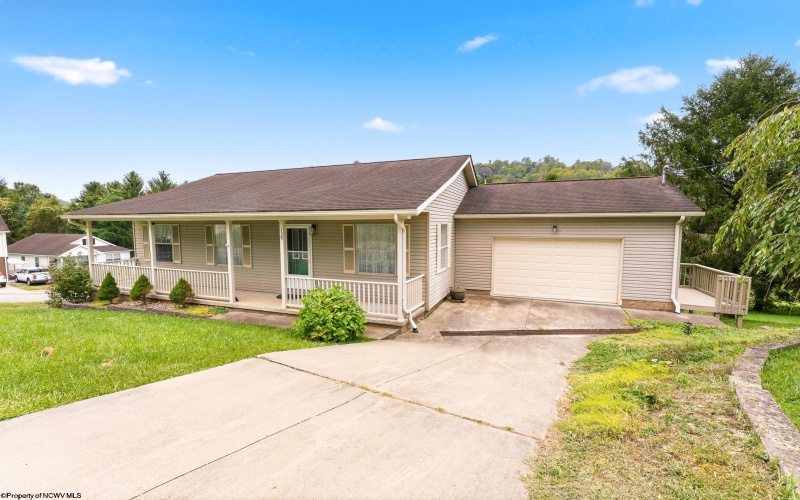 158 Kerry Way, Lost Creek, West Virginia 26385, 3 Bedroom Bedrooms, 6 Room Rooms,2 BathroomBathrooms,Single Family Detached,For Sale,Kerry,0,10165236