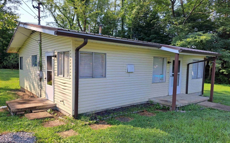 1606 Columbia Drive, Fairmont, West Virginia 26554, 2 Bedroom Bedrooms, 4 Room Rooms,1 BathroomBathrooms,Single Family Detached,For Sale,Columbia,0,10162102