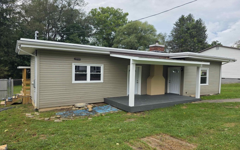36 Park Street, Shinnston, West Virginia 26431, 3 Bedroom Bedrooms, 5 Room Rooms,1 BathroomBathrooms,Single Family Detached,For Sale,Park,0,10166756
