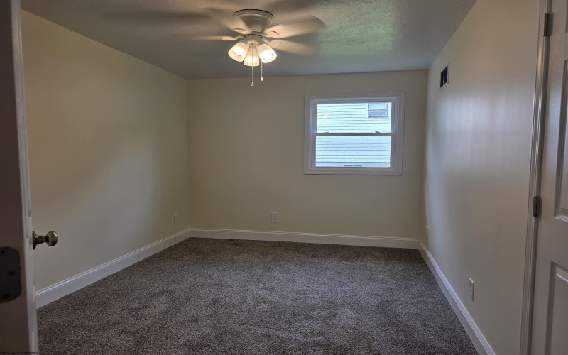 36 Park Street, Shinnston, West Virginia 26431, 3 Bedroom Bedrooms, 5 Room Rooms,1 BathroomBathrooms,Single Family Detached,For Sale,Park,0,10166756