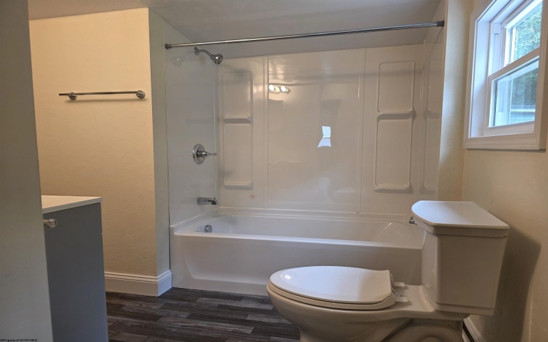 36 Park Street, Shinnston, West Virginia 26431, 3 Bedroom Bedrooms, 5 Room Rooms,1 BathroomBathrooms,Single Family Detached,For Sale,Park,0,10166756