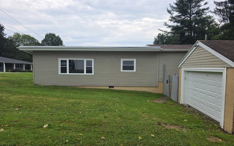 36 Park Street, Shinnston, West Virginia 26431, 3 Bedroom Bedrooms, 5 Room Rooms,1 BathroomBathrooms,Single Family Detached,For Sale,Park,0,10166756