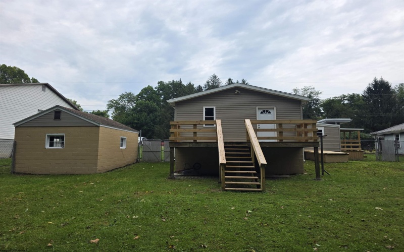 36 Park Street, Shinnston, West Virginia 26431, 3 Bedroom Bedrooms, 5 Room Rooms,1 BathroomBathrooms,Single Family Detached,For Sale,Park,0,10166756