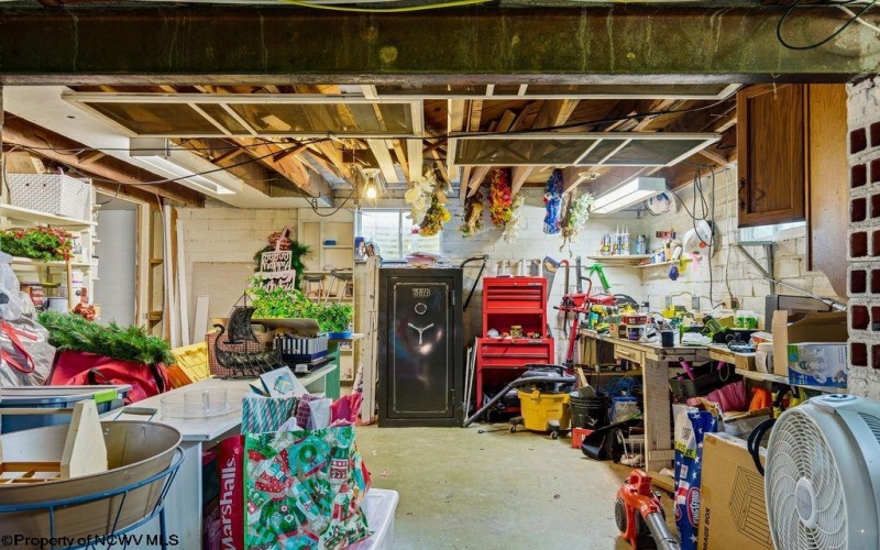 131 5th Street, Bridgeport, West Virginia 26330, 3 Bedroom Bedrooms, 8 Room Rooms,2 BathroomBathrooms,Single Family Detached,For Sale,5th,0,10166761