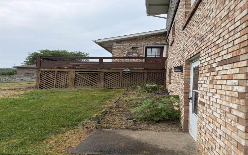 204 David Drive, Uniontown, West Virginia 15401, 3 Bedroom Bedrooms, 9 Room Rooms,2 BathroomBathrooms,Single Family Detached,For Sale,David,0,10166762