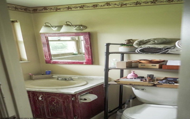 204 David Drive, Uniontown, West Virginia 15401, 3 Bedroom Bedrooms, 9 Room Rooms,2 BathroomBathrooms,Single Family Detached,For Sale,David,0,10166762