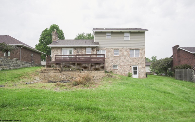 204 David Drive, Uniontown, West Virginia 15401, 3 Bedroom Bedrooms, 9 Room Rooms,2 BathroomBathrooms,Single Family Detached,For Sale,David,0,10166762