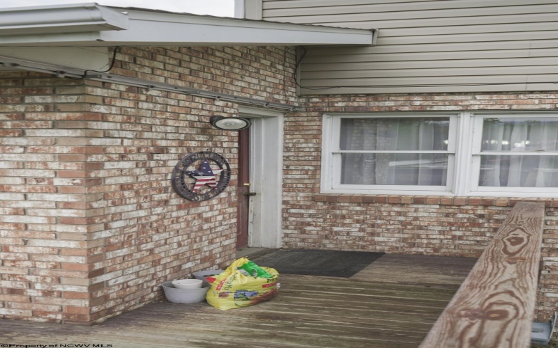 204 David Drive, Uniontown, West Virginia 15401, 3 Bedroom Bedrooms, 9 Room Rooms,2 BathroomBathrooms,Single Family Detached,For Sale,David,0,10166762