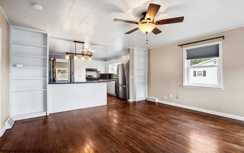 1404 Buckhannon Avenue, Morgantown, West Virginia 26508, 2 Bedroom Bedrooms, 6 Room Rooms,1 BathroomBathrooms,Single Family Detached,For Sale,Buckhannon,0,10166759