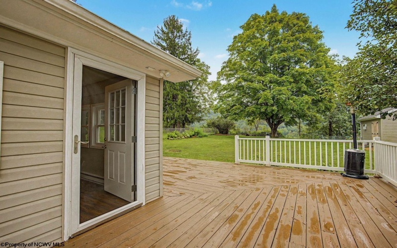 1404 Buckhannon Avenue, Morgantown, West Virginia 26508, 2 Bedroom Bedrooms, 6 Room Rooms,1 BathroomBathrooms,Single Family Detached,For Sale,Buckhannon,0,10166759