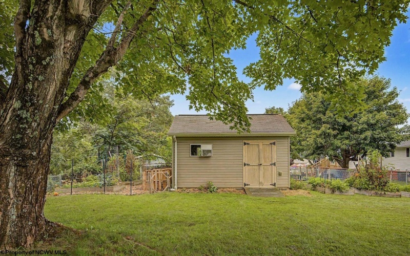 1404 Buckhannon Avenue, Morgantown, West Virginia 26508, 2 Bedroom Bedrooms, 6 Room Rooms,1 BathroomBathrooms,Single Family Detached,For Sale,Buckhannon,0,10166759