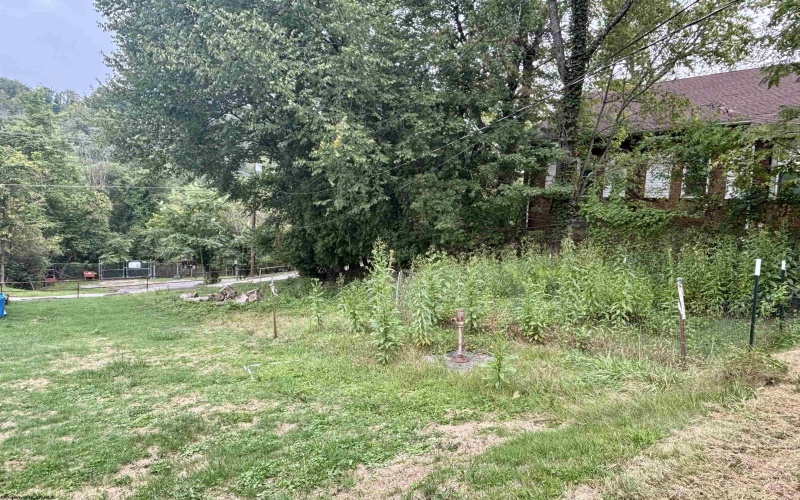1207 25th Street, Clarksburg, West Virginia 26301, 1 Bedroom Bedrooms, 3 Room Rooms,1 BathroomBathrooms,Single Family Detached,For Sale,25th,0,10166770