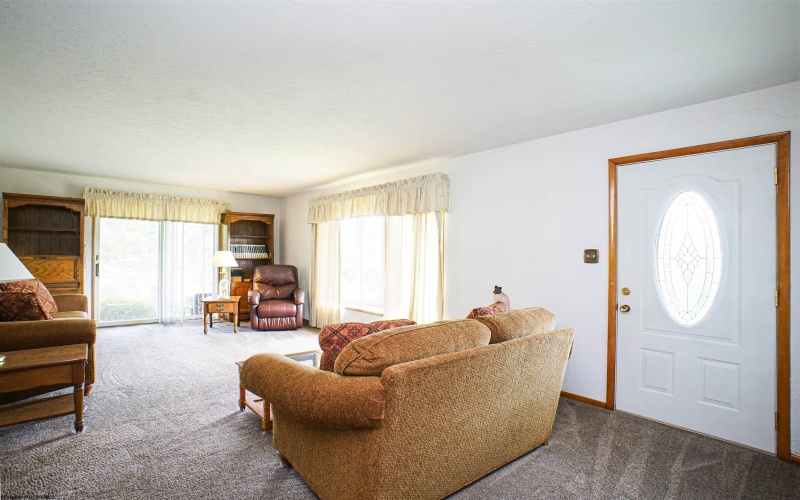 3608 Freedom Highway, Fairmont, West Virginia 26554, 3 Bedroom Bedrooms, 8 Room Rooms,2 BathroomBathrooms,Single Family Detached,For Sale,Freedom,0,10166769