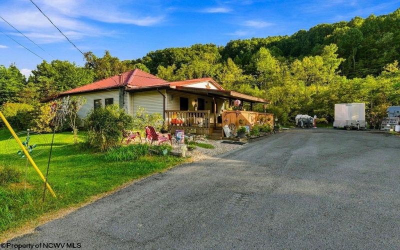 241 Maken Road, Salem, West Virginia 26426, 3 Bedroom Bedrooms, 7 Room Rooms,1 BathroomBathrooms,Single Family Detached,For Sale,Maken,0,10166791 241 Maken Road, Salem, West Virginia 26426, 3 Bedroom Bedrooms, 7 Room Rooms,1 BathroomBathrooms,Single Family Detached,For Sale,Maken,0,10166791