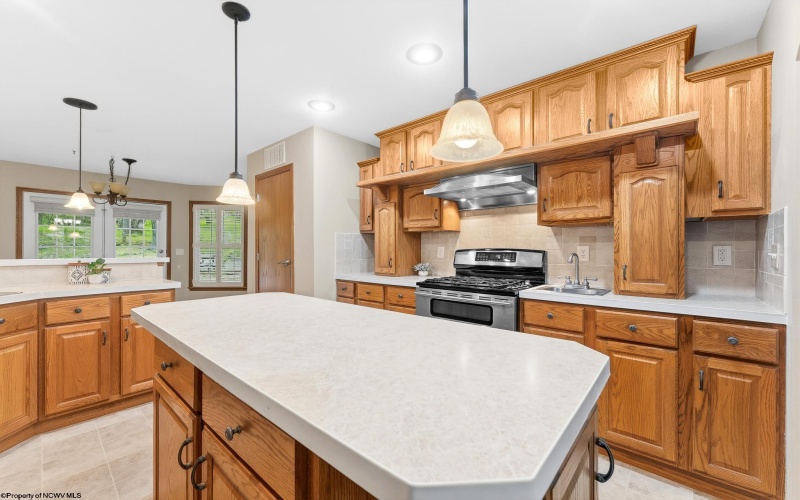 221 Anemone Lane, Terra Alta, West Virginia 26764, 3 Bedroom Bedrooms, 8 Room Rooms,2 BathroomBathrooms,Single Family Detached,For Sale,Anemone,0,10166774
