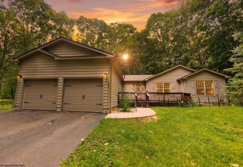 221 Anemone Lane, Terra Alta, West Virginia 26764, 3 Bedroom Bedrooms, 8 Room Rooms,2 BathroomBathrooms,Single Family Detached,For Sale,Anemone,0,10166774