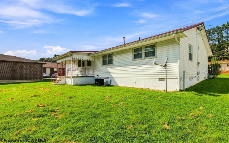 127 Carol Street, Buckhannon, West Virginia 26201, 3 Bedroom Bedrooms, 5 Room Rooms,1 BathroomBathrooms,Single Family Detached,For Sale,Carol,0,10166771