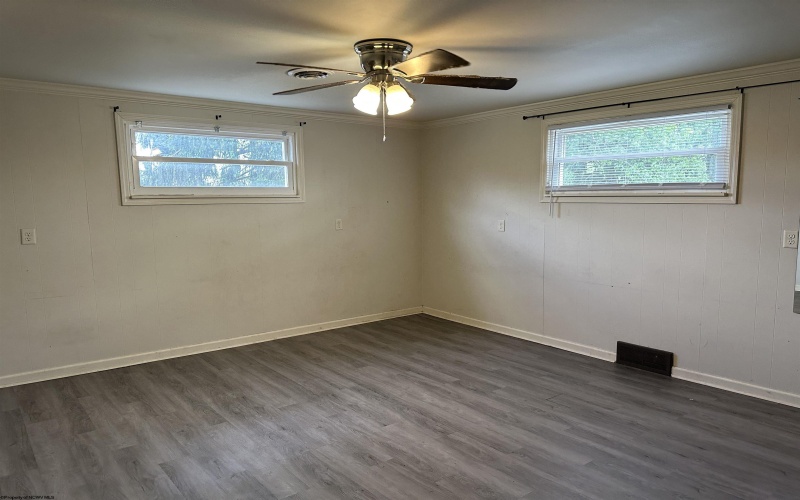 396 Laurel Street, Morgantown, West Virginia 26505, 6 Bedroom Bedrooms, 11 Room Rooms,3 BathroomBathrooms,Single Family Detached,For Sale,Laurel,0,10165102
