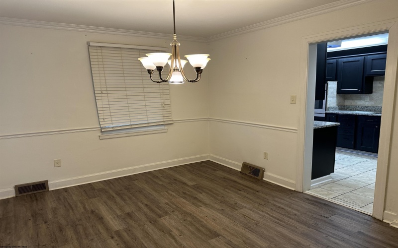 396 Laurel Street, Morgantown, West Virginia 26505, 6 Bedroom Bedrooms, 11 Room Rooms,3 BathroomBathrooms,Single Family Detached,For Sale,Laurel,0,10165102