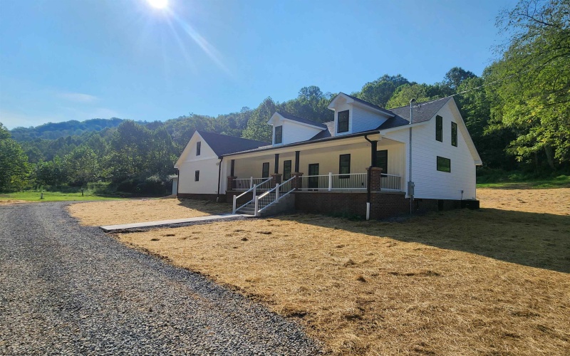 596 East Run Road, West Union, West Virginia 26456, 3 Bedroom Bedrooms, 6 Room Rooms,2 BathroomBathrooms,Single Family Detached,For Sale,East Run,0,10166788 596 East Run Road, West Union, West Virginia 26456, 3 Bedroom Bedrooms, 6 Room Rooms,2 BathroomBathrooms,Single Family Detached,For Sale,East Run,0,10166788