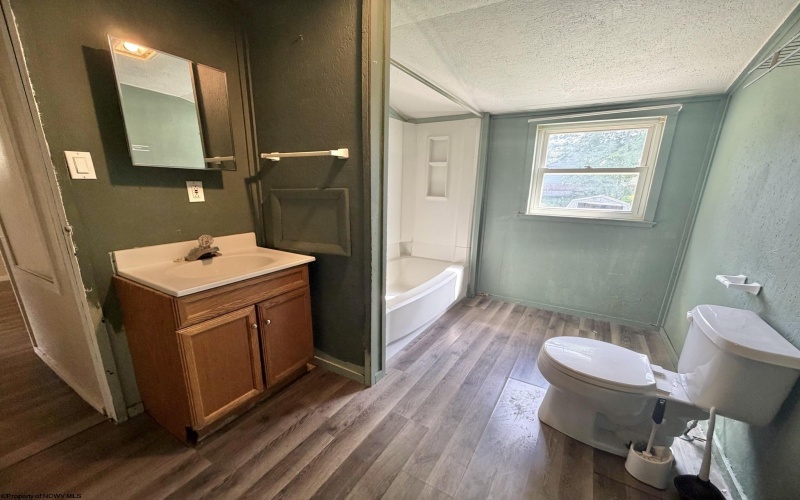 224 Bland Street, Weston, West Virginia 26452, 3 Bedroom Bedrooms, 6 Room Rooms,2 BathroomBathrooms,Single Family Detached,For Sale,Bland,0,10166782 224 Bland Street, Weston, West Virginia 26452, 3 Bedroom Bedrooms, 6 Room Rooms,2 BathroomBathrooms,Single Family Detached,For Sale,Bland,0,10166782