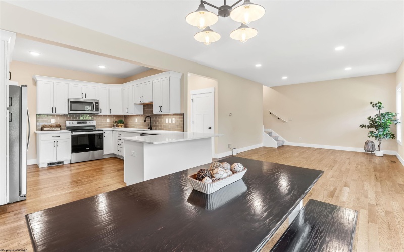 2072 Pinecrest Drive, Morgantown, West Virginia 26505, 4 Bedroom Bedrooms, 7 Room Rooms,2 BathroomBathrooms,Single Family Detached,For Sale,Pinecrest,0,10166797