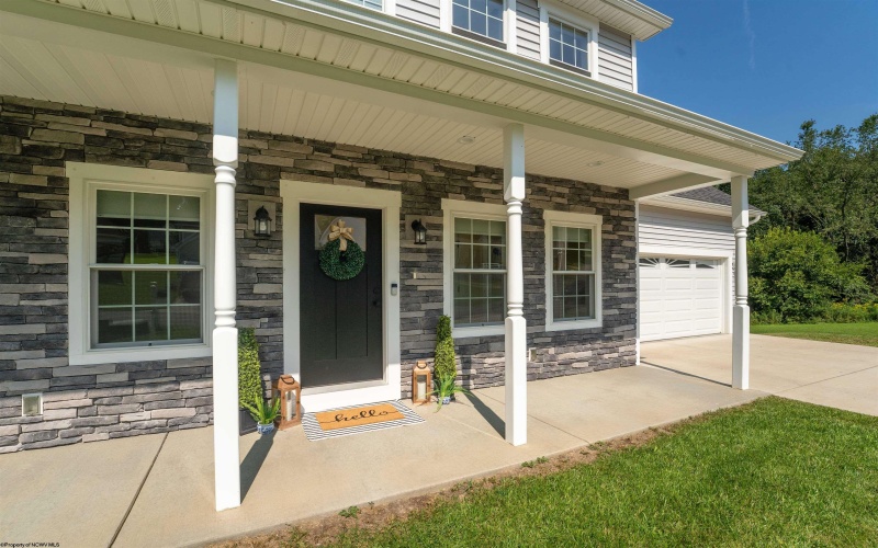 2072 Pinecrest Drive, Morgantown, West Virginia 26505, 4 Bedroom Bedrooms, 7 Room Rooms,2 BathroomBathrooms,Single Family Detached,For Sale,Pinecrest,0,10166797