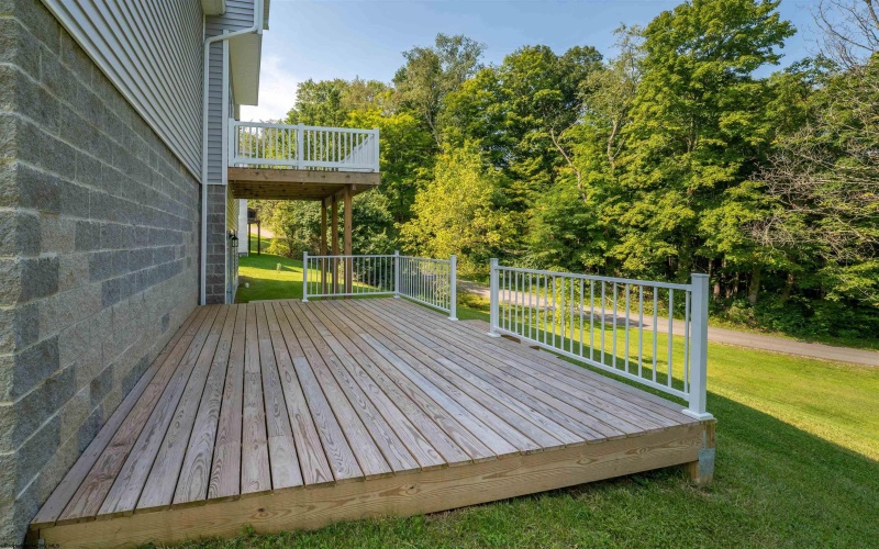 2072 Pinecrest Drive, Morgantown, West Virginia 26505, 4 Bedroom Bedrooms, 7 Room Rooms,2 BathroomBathrooms,Single Family Detached,For Sale,Pinecrest,0,10166797