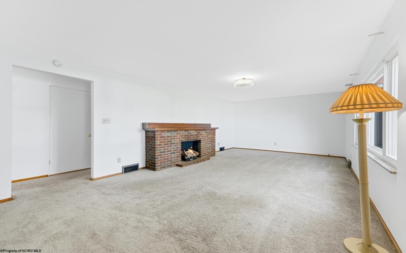 441 Morgantown Street, Uniontown, Pennsylvania 15401, 2 Bedroom Bedrooms, 6 Room Rooms,1 BathroomBathrooms,Single Family Detached,For Sale,Morgantown,0,10166795