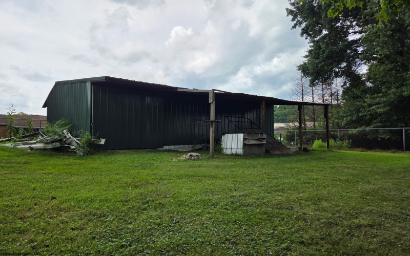 3 Erwin Lane, Fairmont, West Virginia 26554, 3 Bedroom Bedrooms, 8 Room Rooms,3 BathroomBathrooms,Single Family Detached,For Sale,Erwin,0,10166796