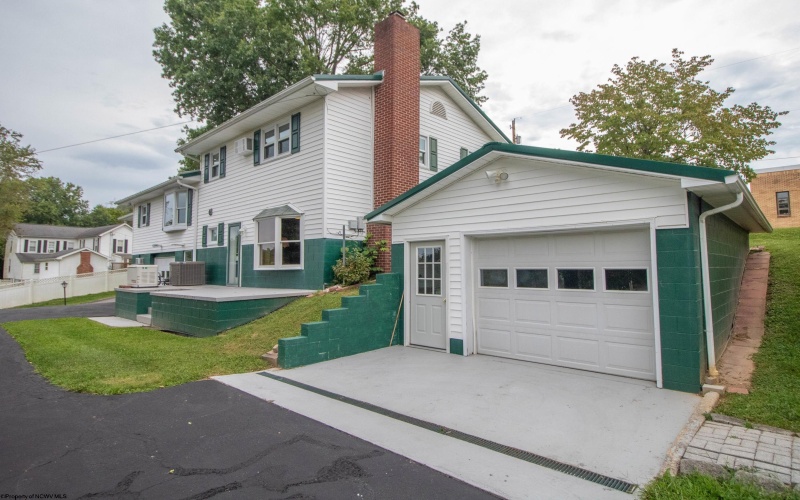 60 Stuart Avenue, West Union, West Virginia 26456-0000, 3 Bedroom Bedrooms, 7 Room Rooms,2 BathroomBathrooms,Single Family Detached,For Sale,Stuart,0,10166815