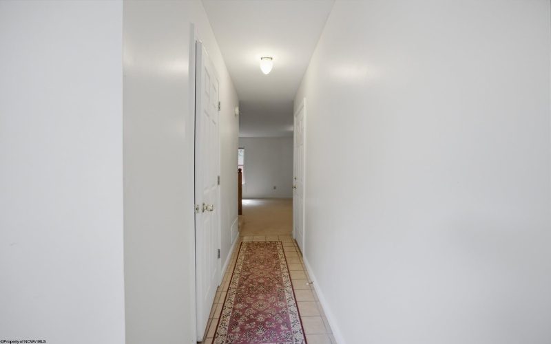 32 Fairway Drive, Mount Clare, West Virginia 26408, 3 Bedroom Bedrooms, 7 Room Rooms,2 BathroomBathrooms,Single Family Attached,For Sale,Fairway,0,10166813