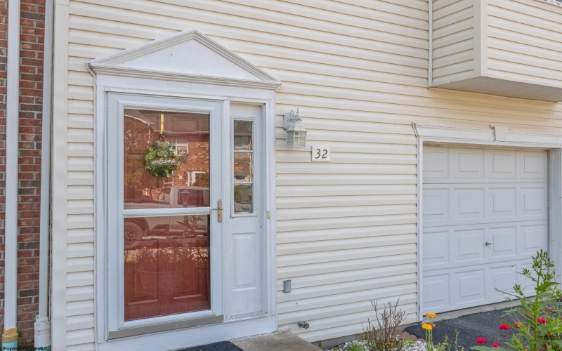32 Fairway Drive, Mount Clare, West Virginia 26408, 3 Bedroom Bedrooms, 7 Room Rooms,2 BathroomBathrooms,Single Family Attached,For Sale,Fairway,0,10166813